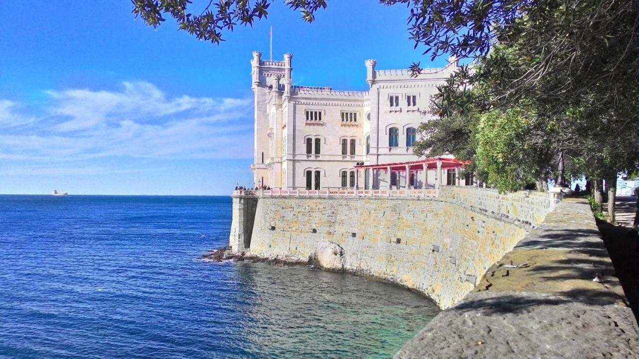Casa Fonti Unita Lägenhet Trieste Exteriör bild